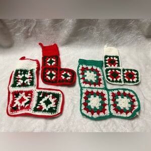 4 red white green crocheted stockings Christmas decoration decor 2 small 2 large